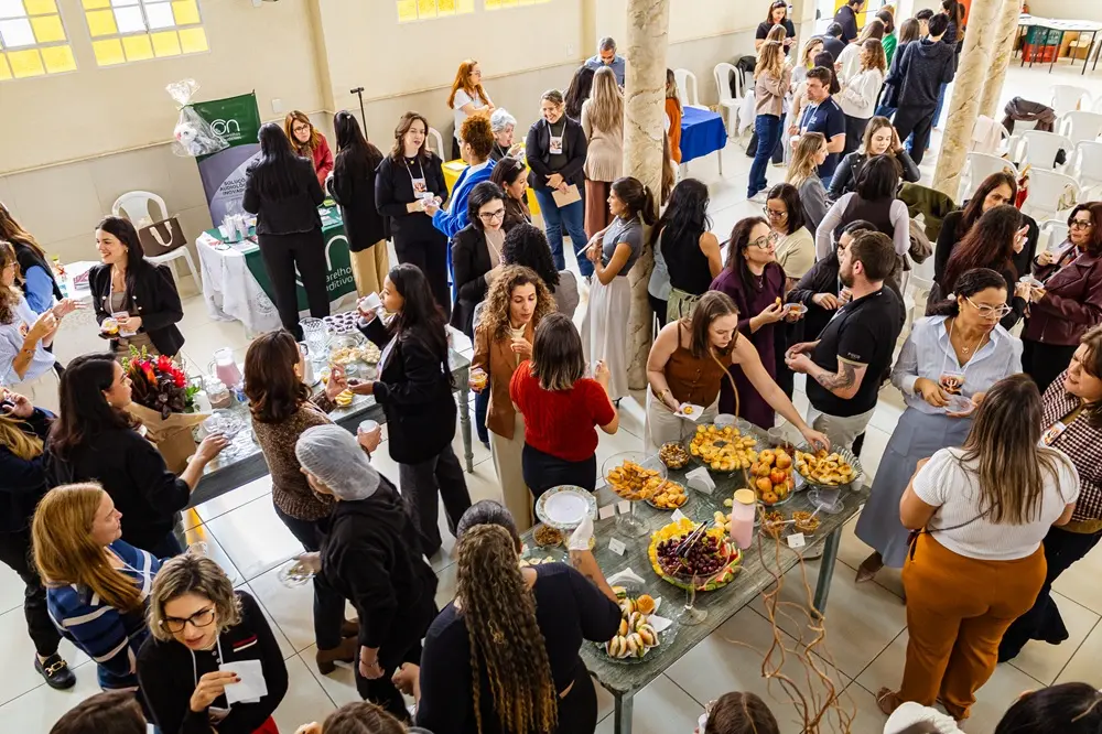 Um ambiente planejado minuciosamente para oferecer conforto e carinho em cada pausa do evento.